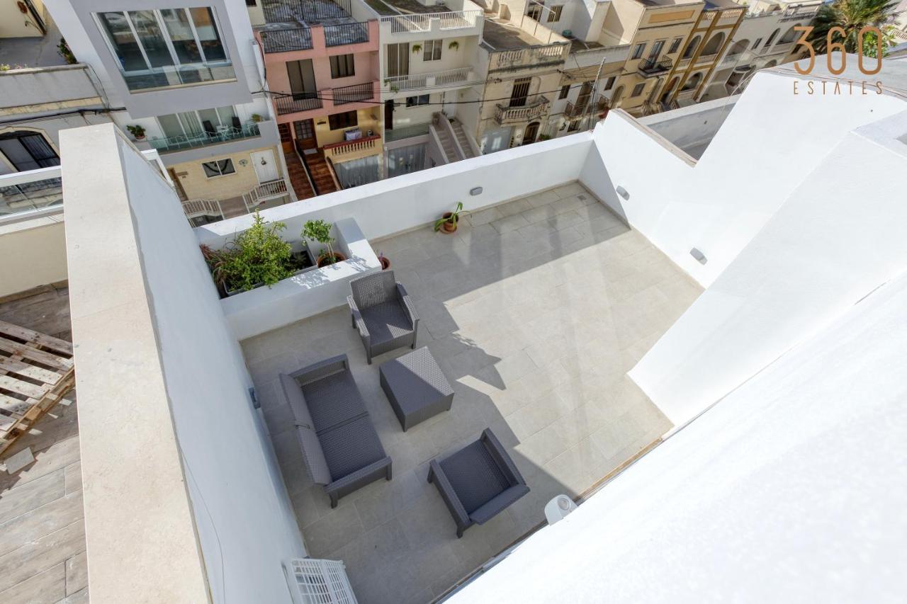 A Lovely, Central 2br Penthouse With Large Outdoor By 360 Estates Iklin
