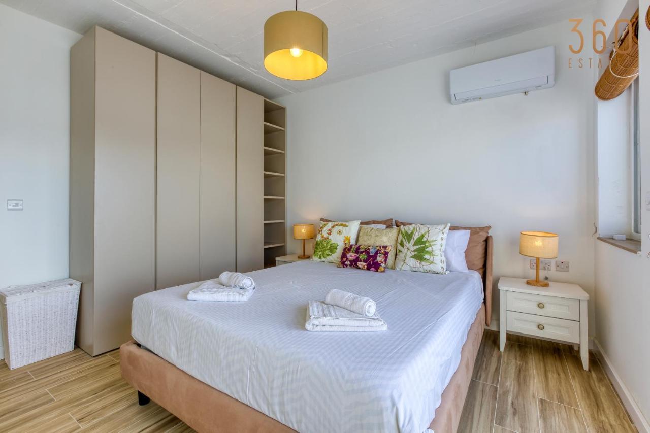 Apartment A Lovely, Central 2br Penthouse With Large Outdoor By 360 Estates *