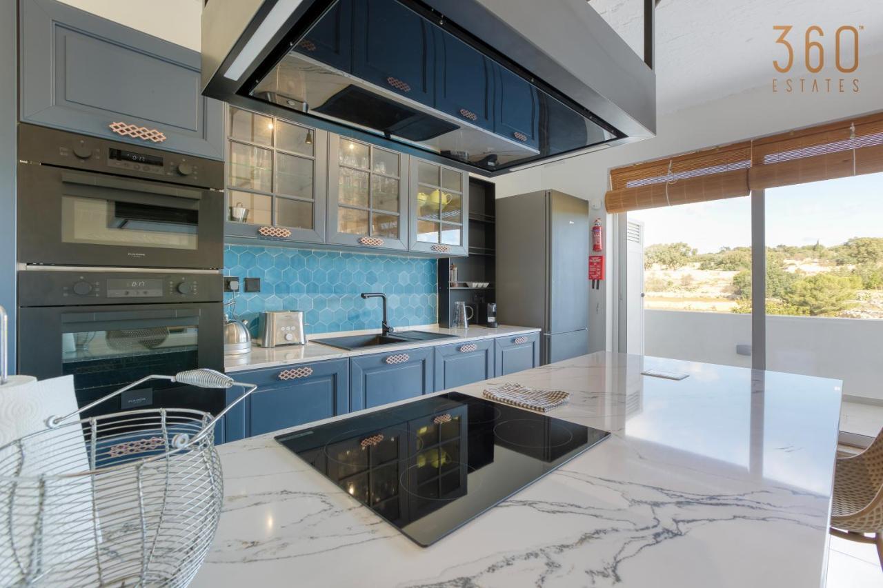 Apartment A Lovely, Central 2br Penthouse With Large Outdoor By 360 Estates